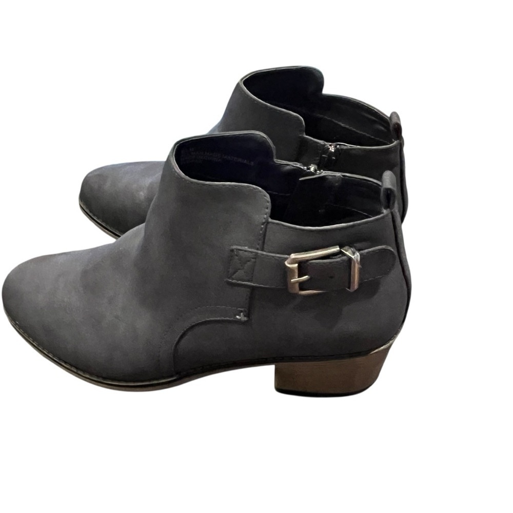 White mountain Yvonne ankle boots booties 9.5 new without box navy